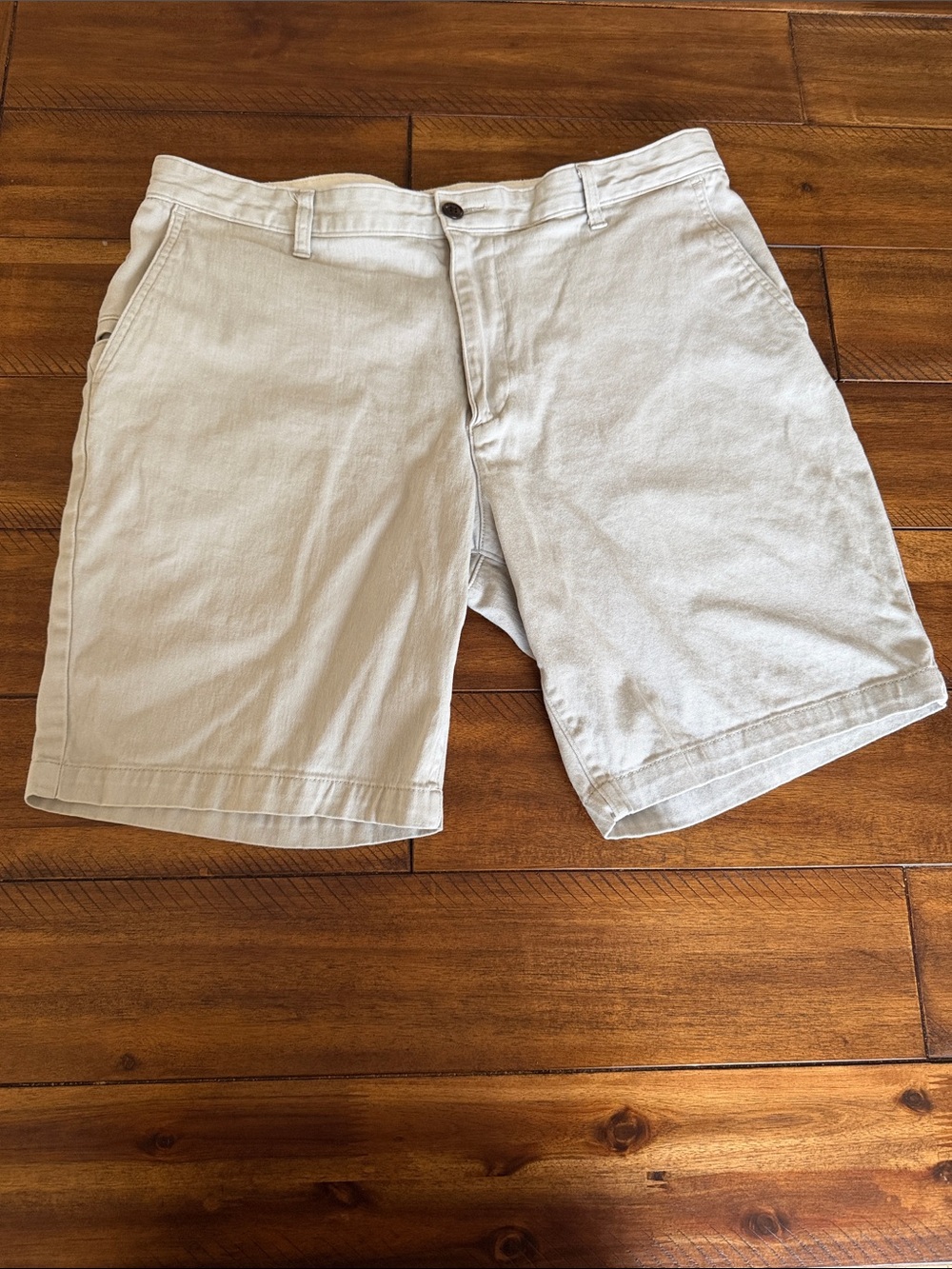 Dockers Men's Khaki Flat Front Shorts - Light Tan Waist 36